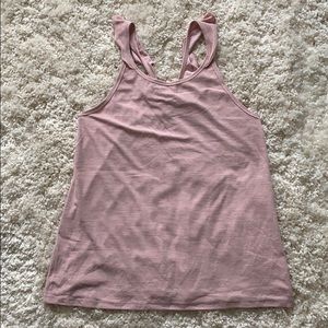 Old navy breathe on active tank